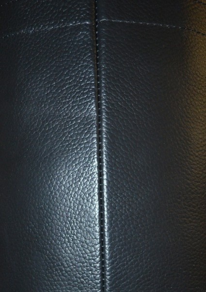 Подвесной боксерский мешок и груша Рокки 110х35 см. 42 кг. кожа черный